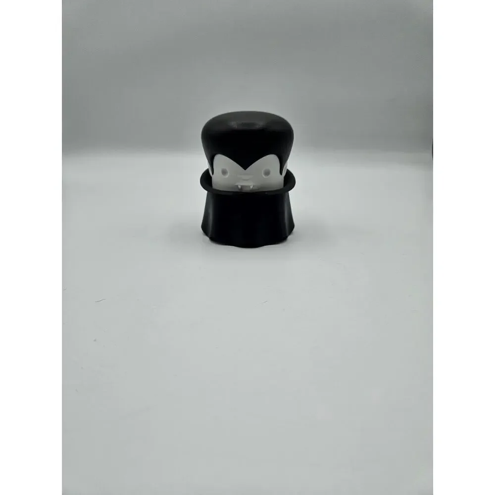 OTOTO Gracula Vampire Garlic Crusher Peeler Twist Top Black White No Box